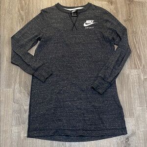 NIKE • SZ. Small • dress / long sleeve
